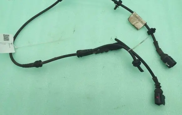 Audi Q7 4L Front ABS sensor wiring 4B0973712 1J0906102