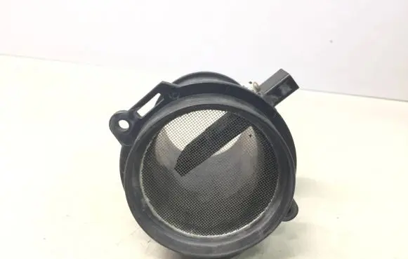 Volkswagen Touareg I Mass air flow meter