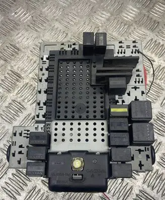 Volvo V70 Fuse box set 9162316 0232063