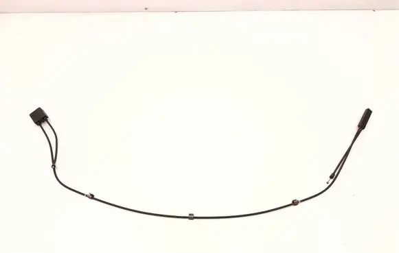 BMW 2 F46 Engine bonnet/hood lock release cable 7300571