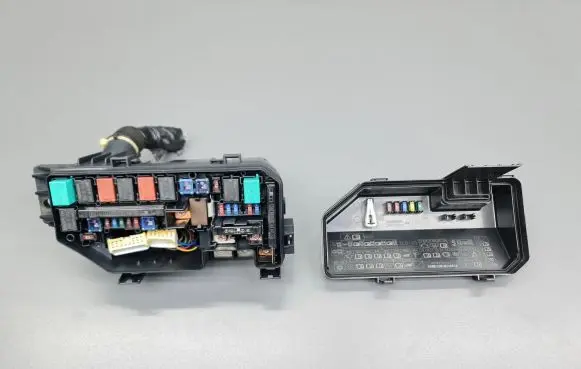 Honda Accord Fuse module TA0A0