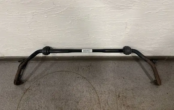 BMW 7 G11 G12 Front anti-roll bar/sway bar 6873471
