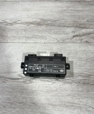 BMW 5 E39 Door control unit/module 6904247 61356904247 5DK00704816