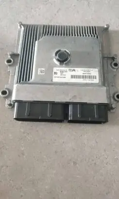 Peugeot 3008 II Engine control unit/module 9829728480