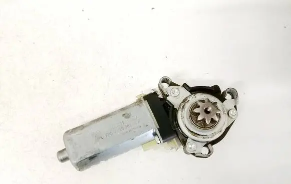 Chrysler 300 - 300C Seat adjustment motor 0390203002