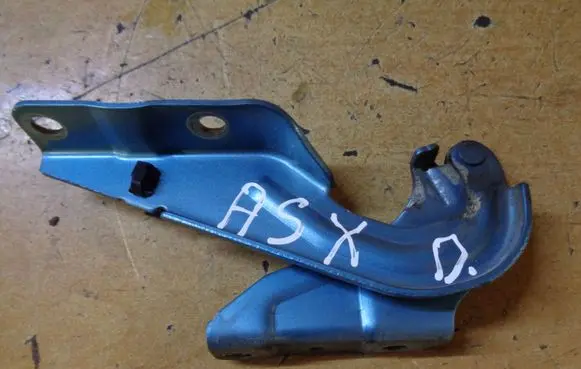 Mitsubishi ASX Engine bonnet/hood hinges