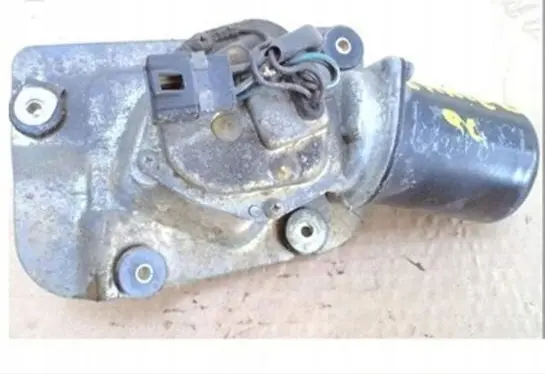 Mitsubishi Lancer Wiper motor