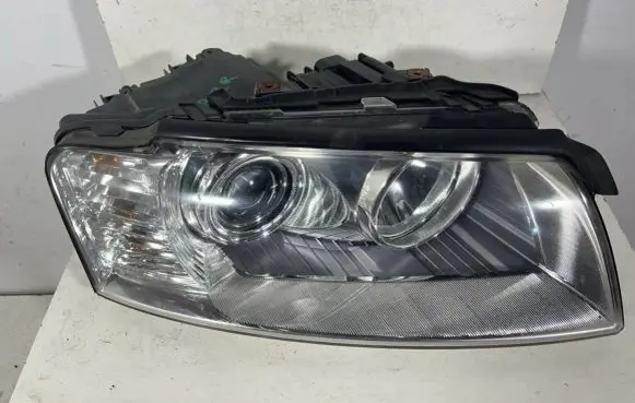 Audi A8 S8 D3 4E Headlight/headlamp