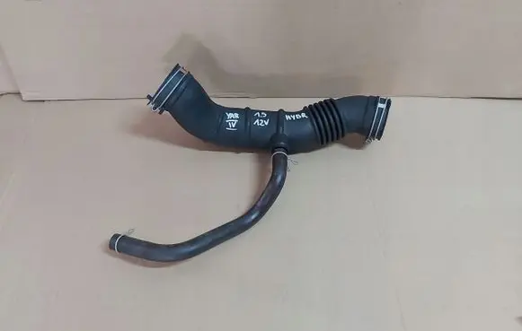 Toyota Yaris XP210 Intercooler hose/pipe 17880-K0040 5905232342865