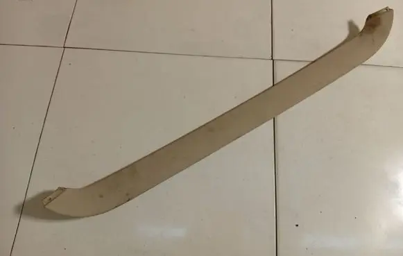 Toyota Avensis T250 (C) pillar trim 6330505010