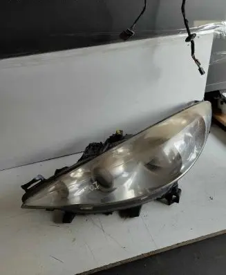 Peugeot 207 CC Headlight/headlamp 9683683680 89901970 25012007