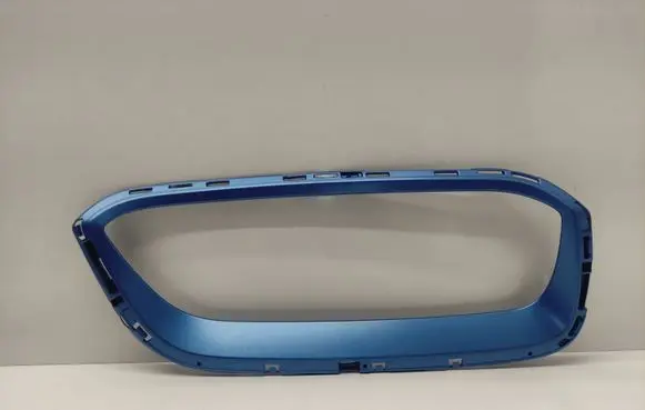 BMW i3 Front bumper upper radiator grill 51137375884 7375884 7352702