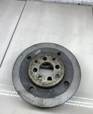 Volkswagen PASSAT B5.5 Crankshaft pulley 038105243F