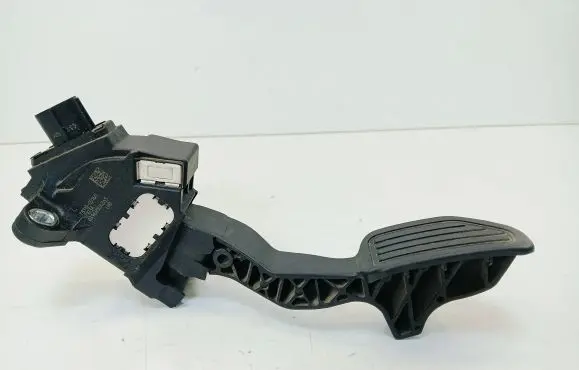 Toyota Yaris Accelerator throttle pedal 781100D160 03968504265