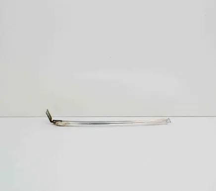 Mercedes-Benz 250 280 W108 Rear door window/glass frame 1087300419 A1087300419