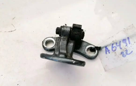 Volvo V50 Rear door lower hinge 30661439