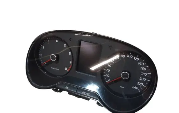 Volkswagen Polo V 6R Speedometer (instrument cluster) 6R0920860J