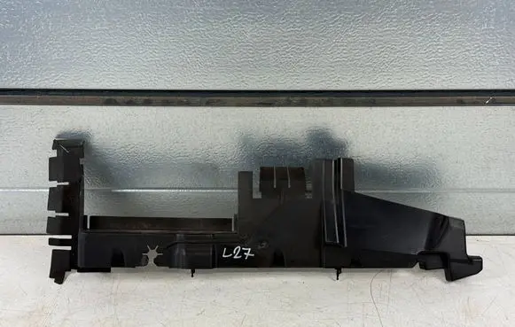 Peugeot 3008 I Intercooler air guide/duct channel 9673027580