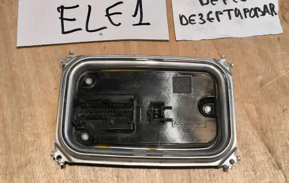Mercedes-Benz CLA C118 X118 LED ballast control module A2C7637700800 A2C76677601