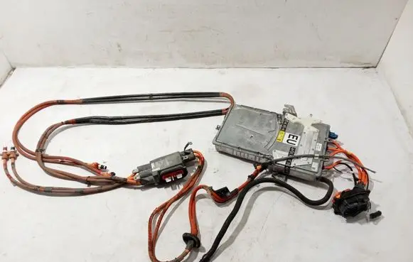 Tesla Model X Voltage converter inverter 105513901B