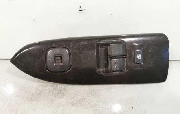 Mazda 626 Electric window control switch