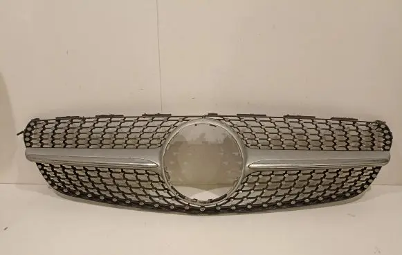 Mercedes-Benz CLA C117 X117 W117 Front bumper upper radiator grill A1178880060