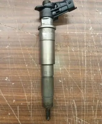 Fuel injector