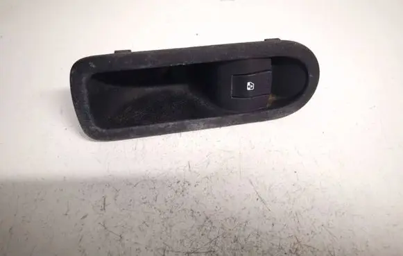 Renault Megane II Electric window control switch 156015540
