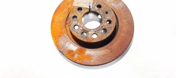 Skoda Octavia Mk2 (1Z) Front brake disc ventiliuojamas