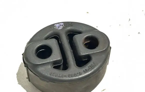 Muffler mount bracket/holder