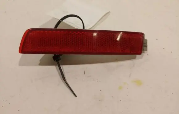 Nissan Juke I F15 Rear tail light reflector 25052461R