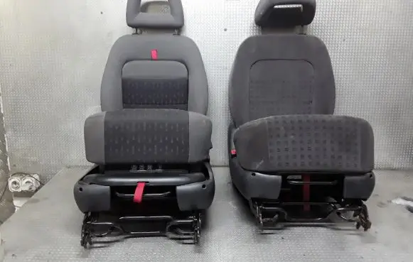 Seat set