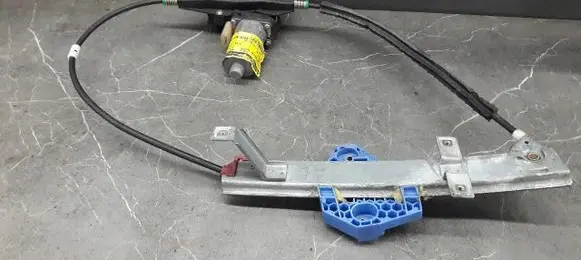 Ford Mondeo MK II Rear window lifting mechanism without motor 93BBF27000B