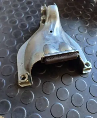 Porsche Macan (95B) Engine mounting bracket 8K0399060L