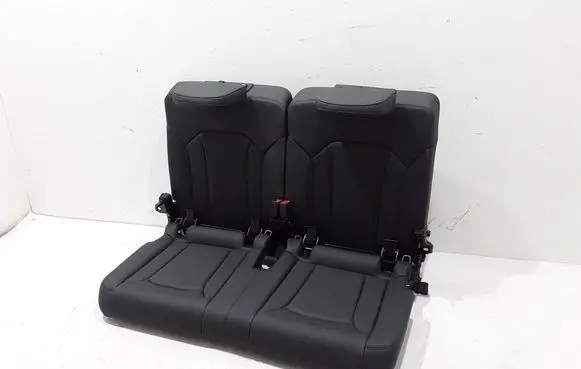 Audi Q7 4M Rear seat 