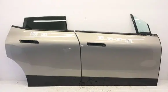 BMW iX Front door 9880292MWGK250626 9880292 9880294MWGK250626