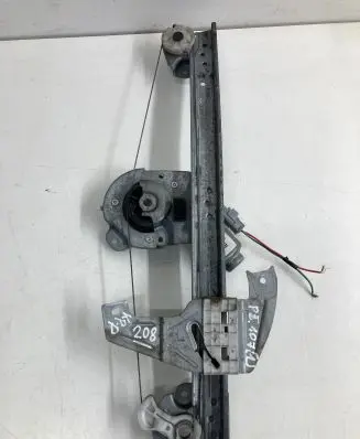 Peugeot 107 Front door window regulator with motor 18671 69820 400843C