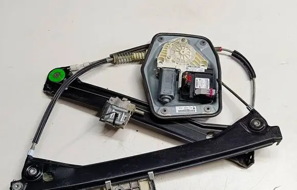 Volkswagen Scirocco Front door electric window regulator 1K8837401LT1 1K8837401L 1K0959792R