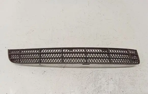 Volvo XC90 Front bumper lower grill 08662997