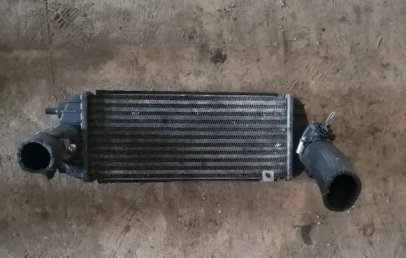 Hyundai ix35 Intercooler radiator 282702A850