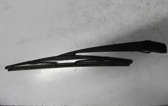 Honda FR-V Rear wiper blade arm NH684P