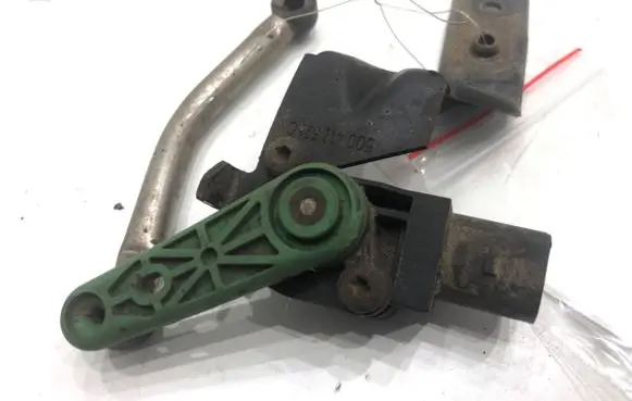 Skoda Octavia Mk3 (5E) Headlight/headlamp level sensor 5Q0907503