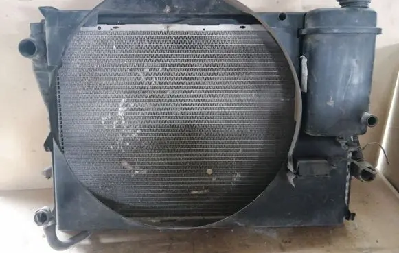 BMW 7 E38 Radiator set 17111702893 17111741167 1436061