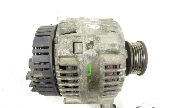 Audi A4 S4 B5 8D Generator/alternator 058903016