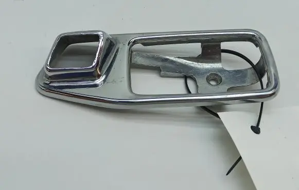 Mercedes-Benz S W116 Rear door handle cover 1167660111