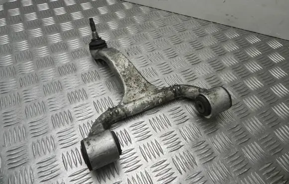 Mercedes-Benz ML W163 Front lower control arm/wishbone A1633330101 VD18130
