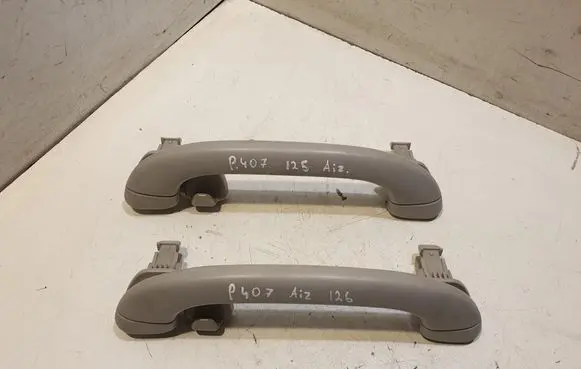 Rear interior roof grab handle