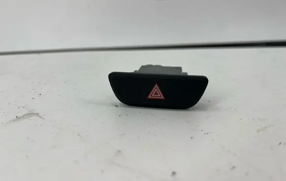 Toyota Yaris XP210 Hazard light switch