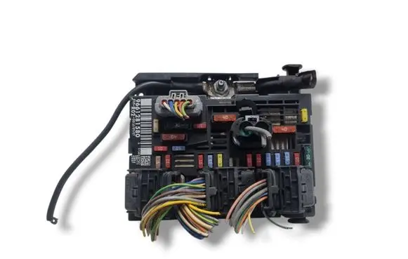 Peugeot 407 BSM Control unit 9661281580