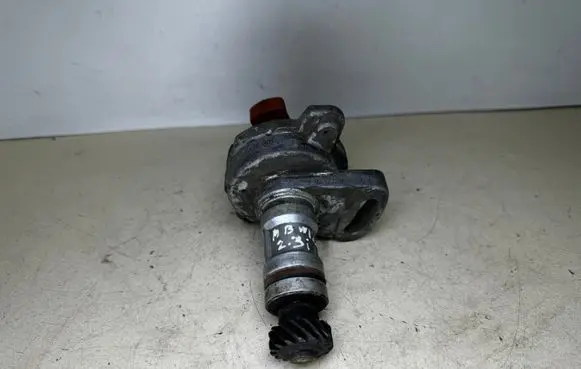Mercedes-Benz E W124 Spark distributor 0237523001 0031583001